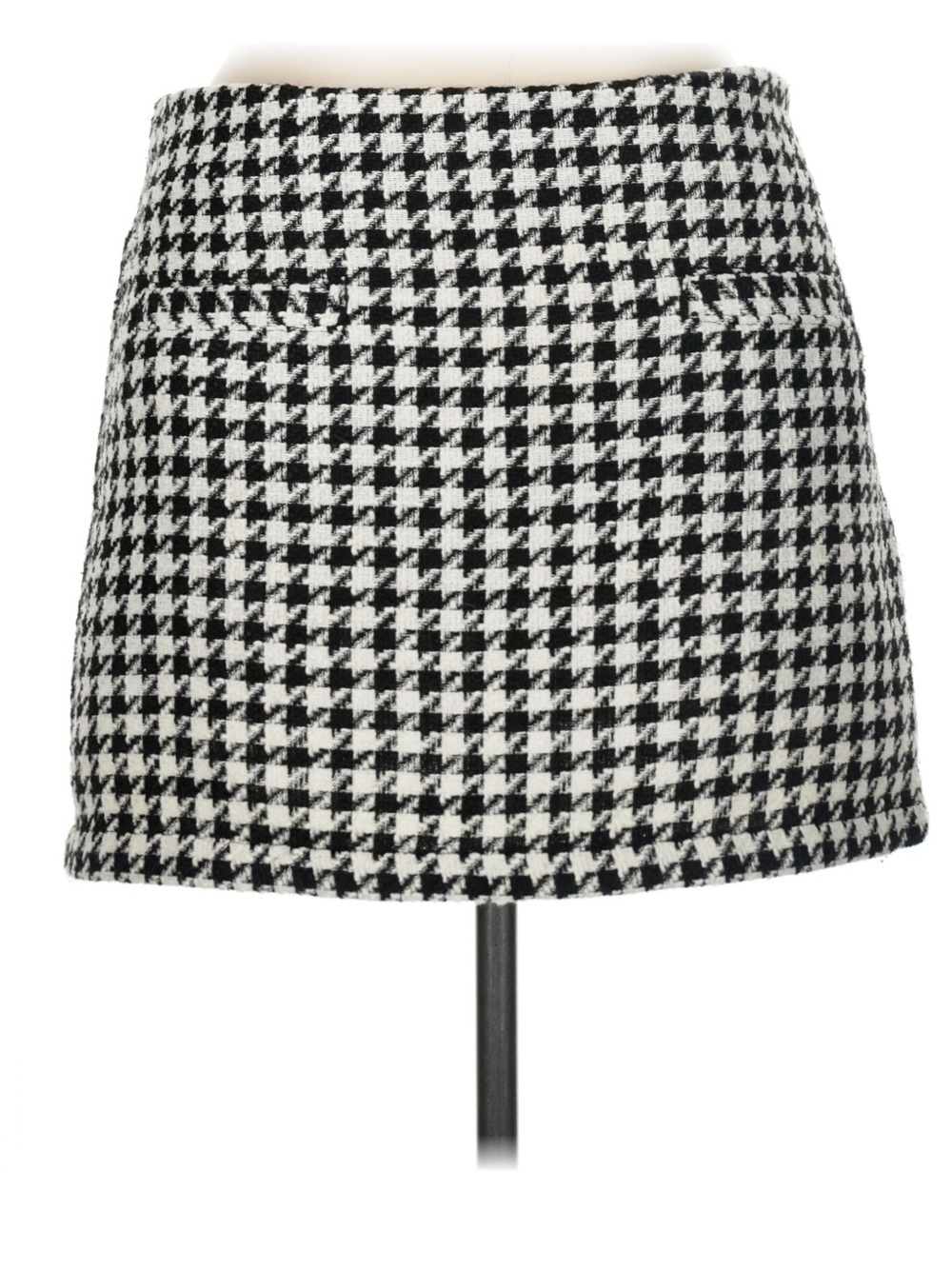 A New Day Black Cream
Houndstooth Tweed Mini Skirt
Size 12